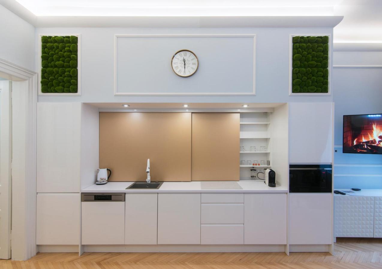Vogue Apartment Near By Wenceslas Square — Photos 3